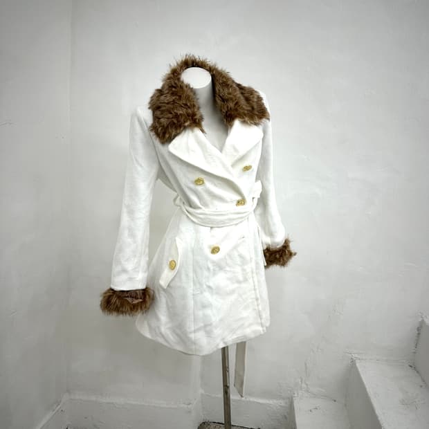 Dig deep gyaru fur coat jacket 