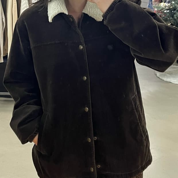 빔즈 양털 자켓