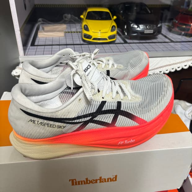 아식스 메타스피드 스카이 화이트 블랙 270