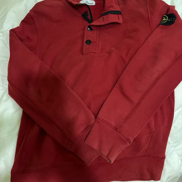 (정품) 스톤아일랜드 하이넥 버튼다운 하프집업 스웨트 셔츠