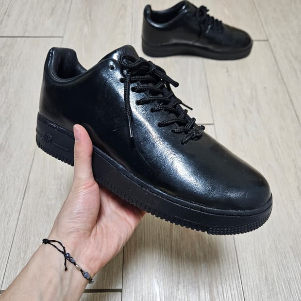 00s Nike air force 1 supreme enamel 260