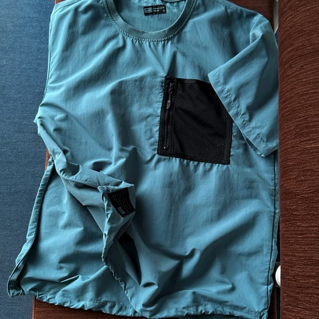 Washer nylon utility pullover top