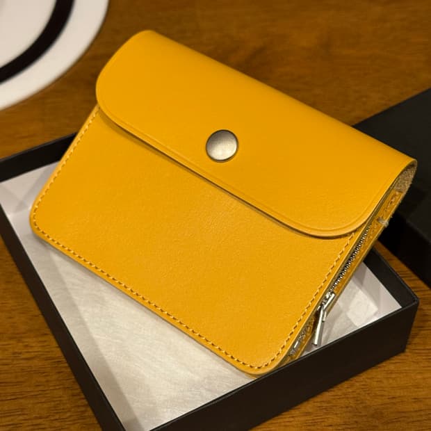 마가렛호웰 지갑 판매