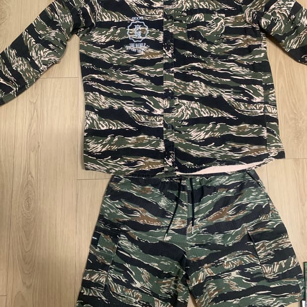 세카이 타이거 카모 셋업 세트판매합니다