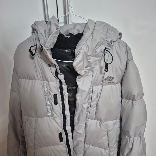 뉴발란스 회색 패딩