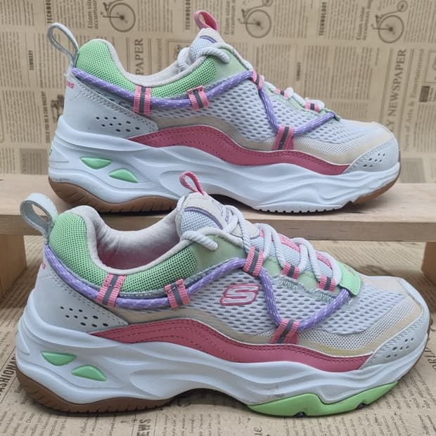 스케쳐스 딜라이트4.0 여성운동화235