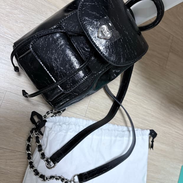 누아르나인 체인백팩 새상품
