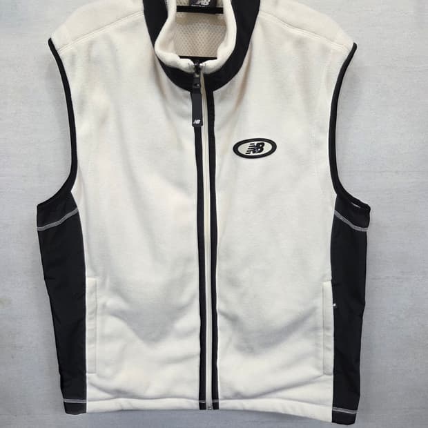 뉴발란스 사이드로고 우븐 플리스 조끼 xl