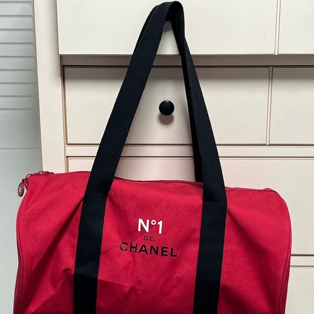 샤넬 레드 보스턴백