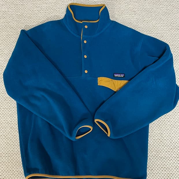 파타고니아 90’s 신칠라 판매합니다.