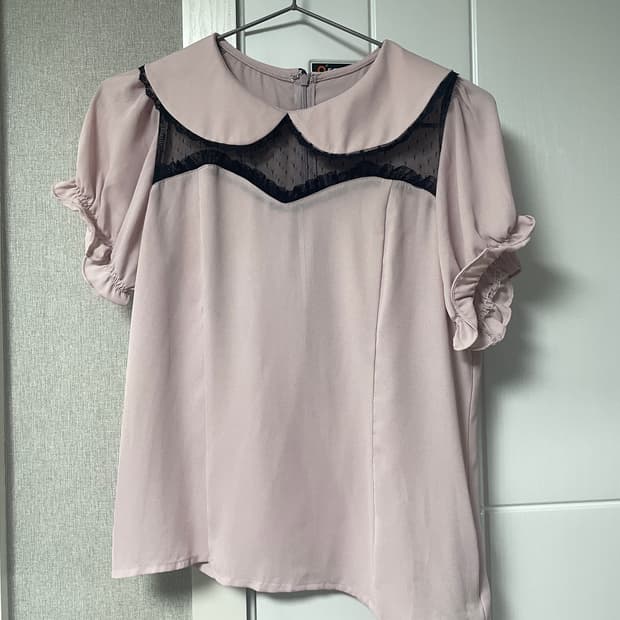 Ankrouge 앙크루즈 반팔 블라우스 지뢰계
