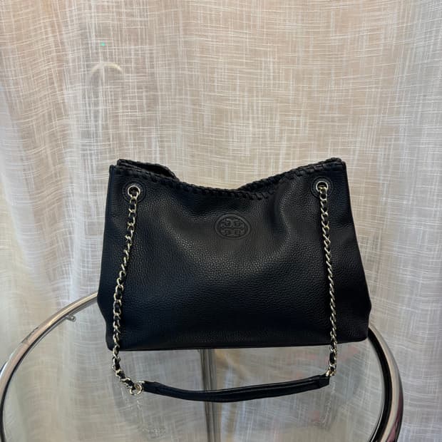 정품 토리버치 가죽 체인 숄더백    