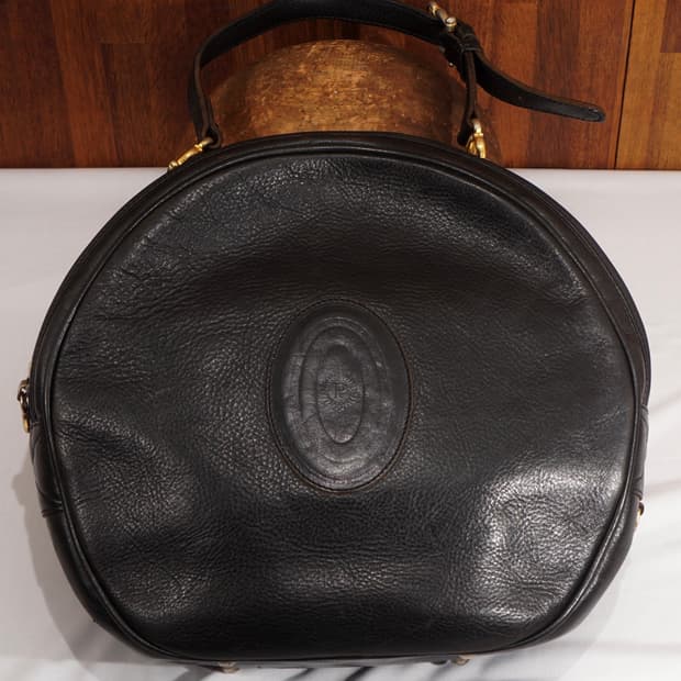 Pollini 이태리 탬버린 레더 토트백