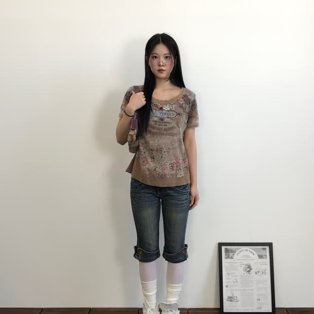 Vanilla Sugar Brown Y2K Grunge Tee