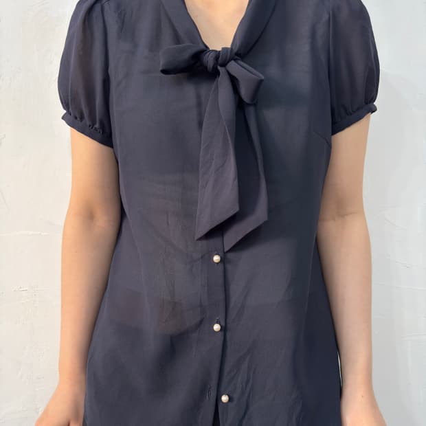 kumikyoku strap shirt
