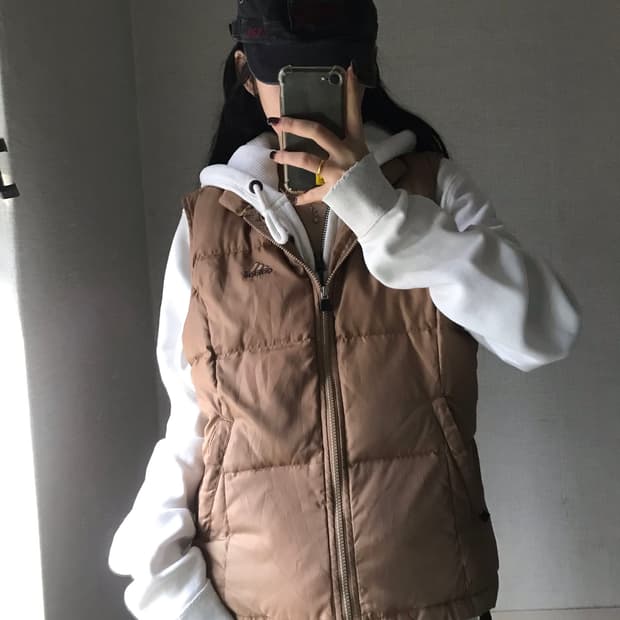 아디다스90s 브라운 패딩조끼