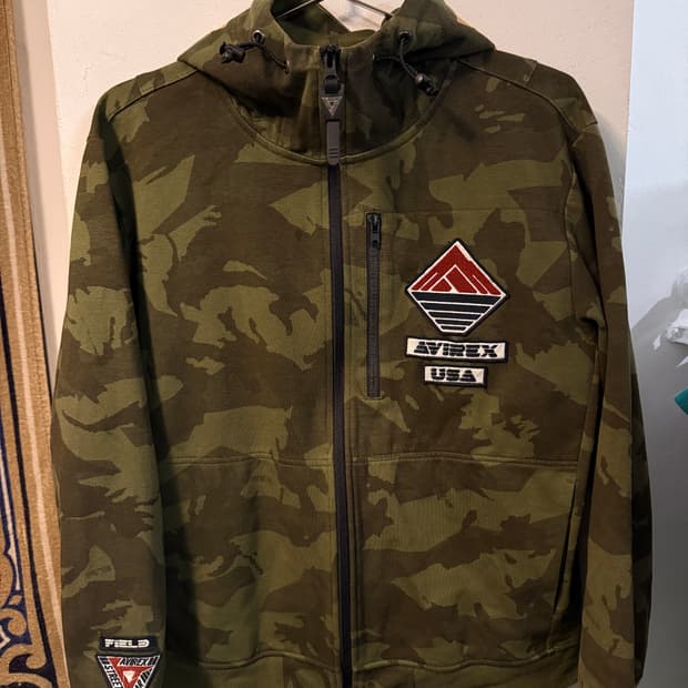 AVIREX USA carmo hood zipup (XL)