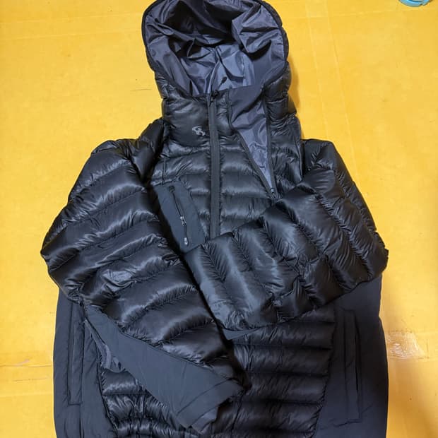 산산기어 패널드 푸퍼 자켓 24FW