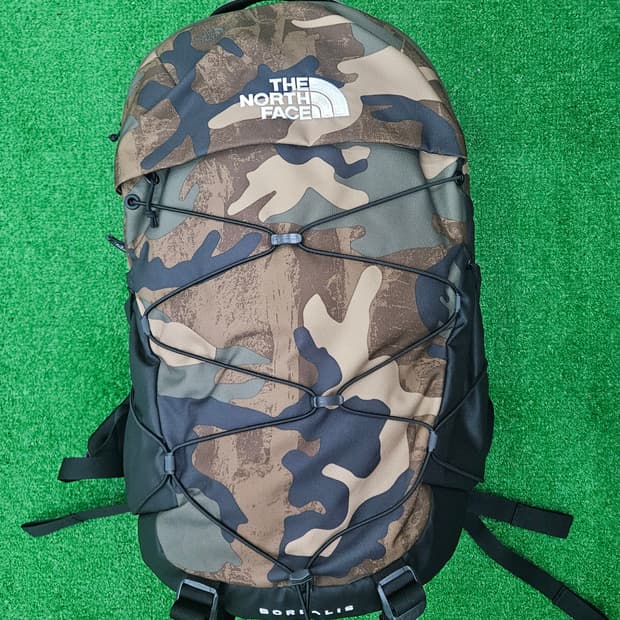 노스페이스 보레알리스 28L 카모 백팩