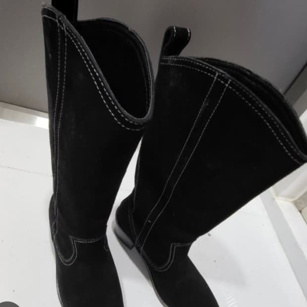 마뗑킴 블랙 스웨이드 웨스턴 부츠 235mm