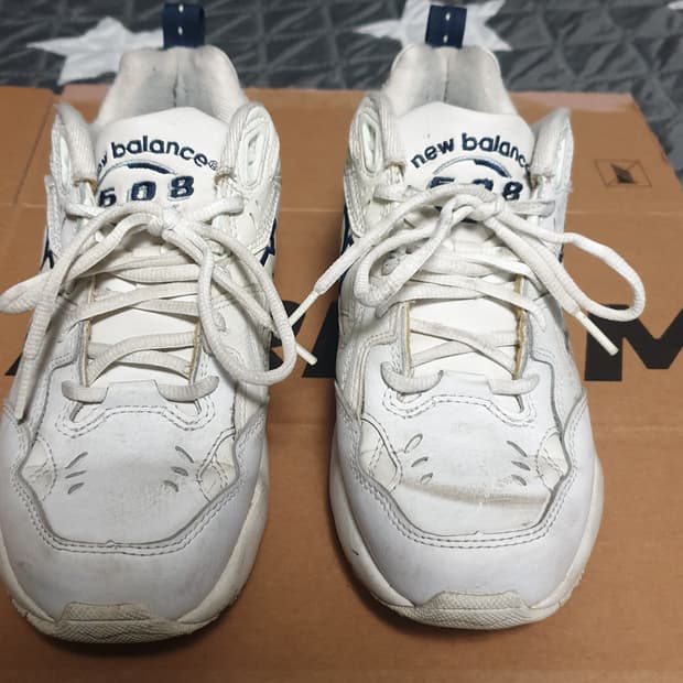 뉴발란스 608 어글리 스니커즈 화이트네이비 (240)