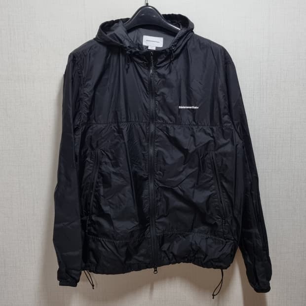 디스이즈네버댓 블랙 후드 바람막이