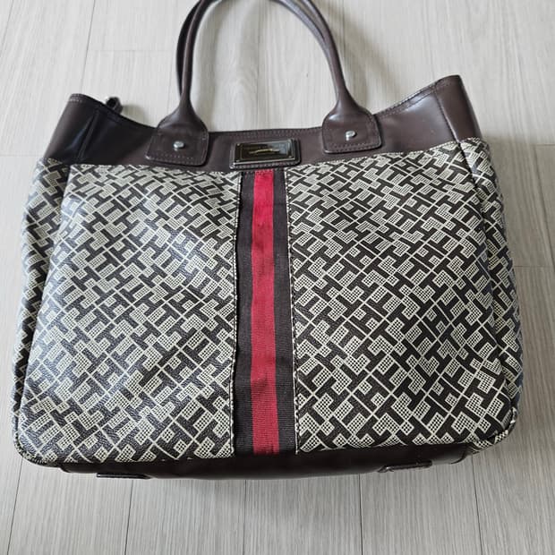 타미힐피거가방 