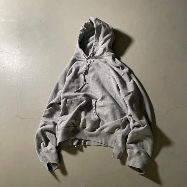 언유즈드 Classic Pullover Hoodie