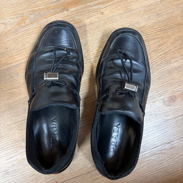 프라다스포츠 스트링로퍼