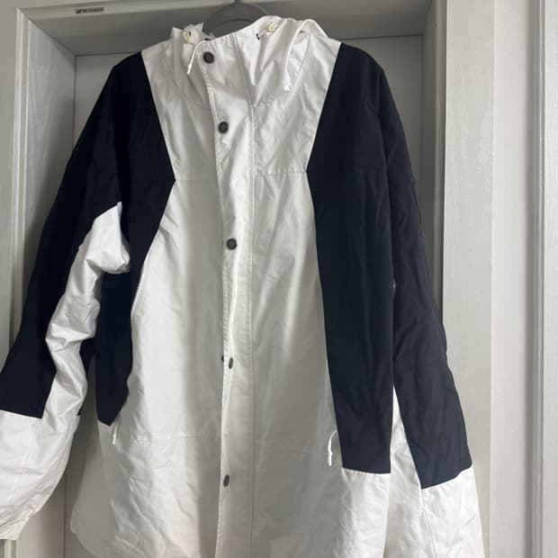 노스페이스 바람막이