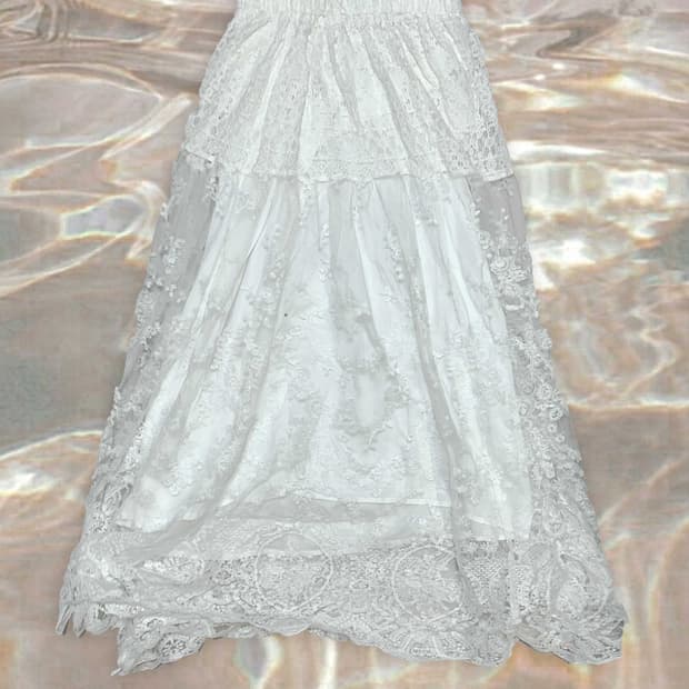 화이트 레이스 롱 스커트