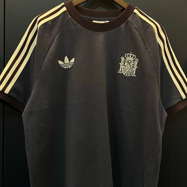 아디다스 스페인 아디컬러 클래식 반팔티
