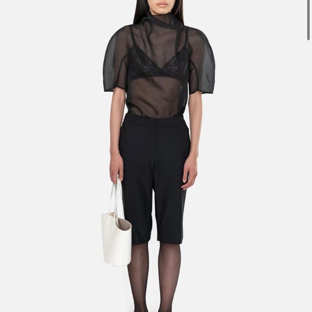 아모멘토 25s/s 버뮤다팬츠