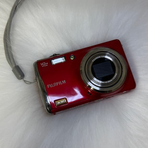 후지필름 파인픽스 f80exr