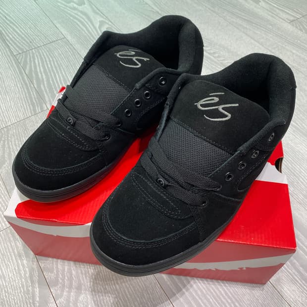 Es accel og 블랙 270