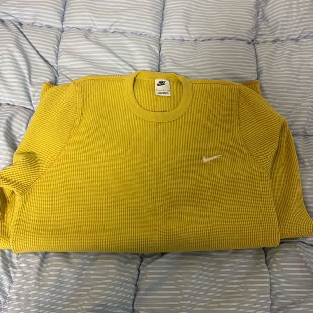 나이키 노란색 와플 맨투맨 L