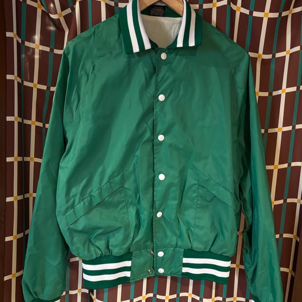 Hilton 빈티지 새틴 봄버 자켓