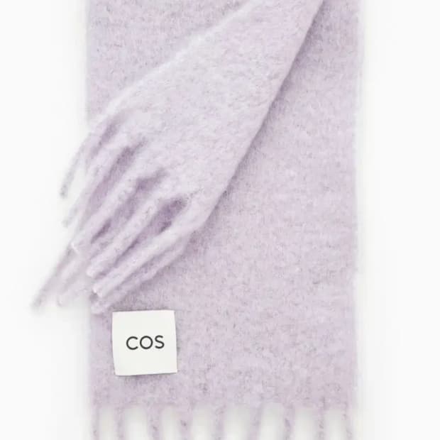 cos 모헤어 머플러 라일락