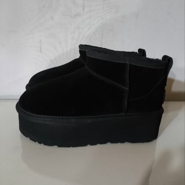 210mm 어그 클래식 울트라미니 플랫폼 부츠