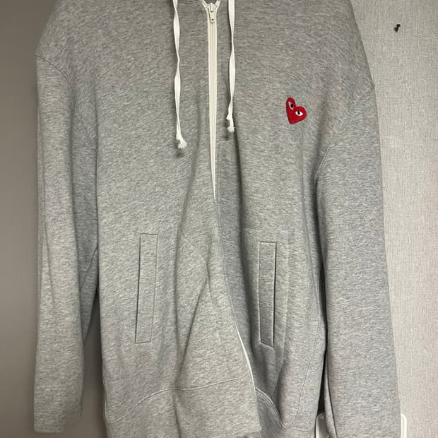 꼼데가르송 후드집업