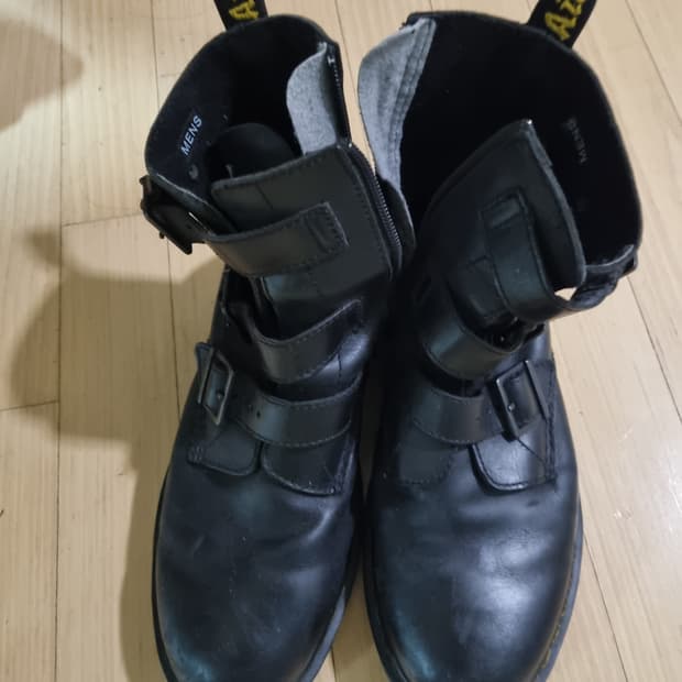 Dr. Martens Blake Belt Walker 