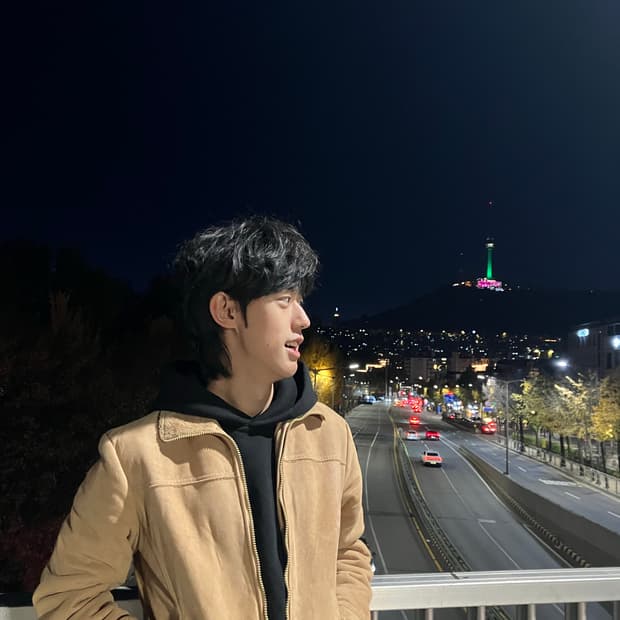 이거 난데 스티커 아무거나 삼