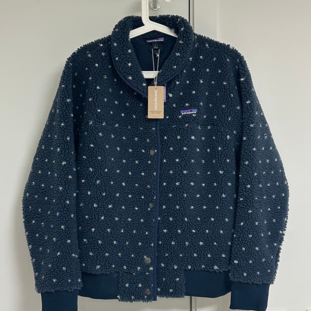 파타고니아 도트 땡땡이 플리스 자켓 네이비