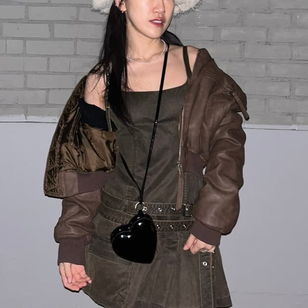 자라 왁스드 플리츠 원피스