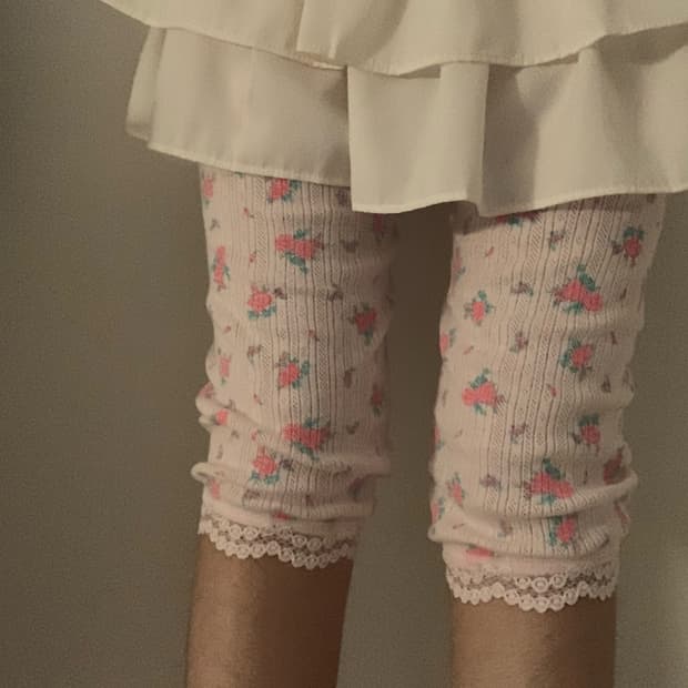 샵페어리 flower pattern eyelet leggings pink