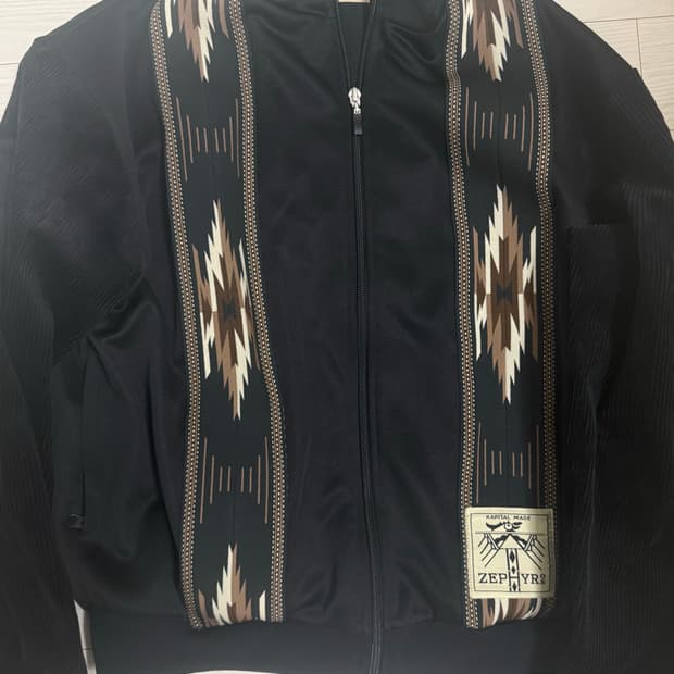 캐피탈 스무스 저지 (카리나 착