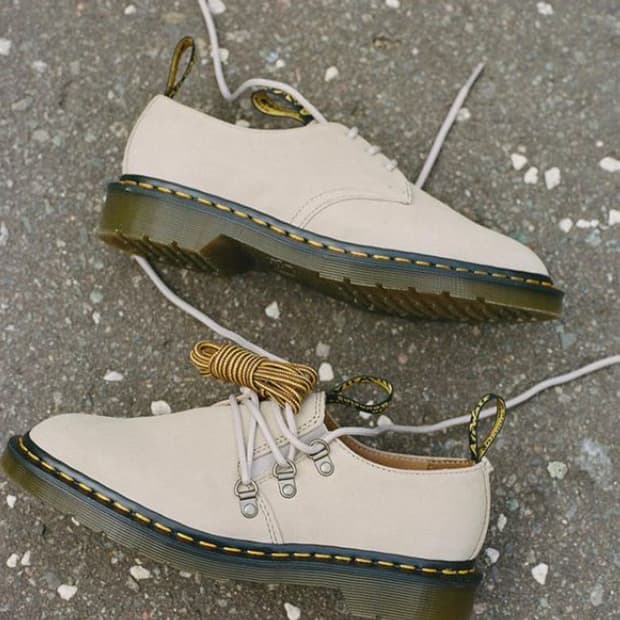 [닥터마틴x엔지니어드가먼츠] 1461 베이지 US8(260)