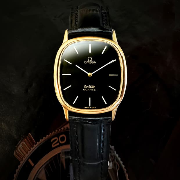 오메가 드빌 엘립스 쿼츠 블랙판 18K골드 도금 시계