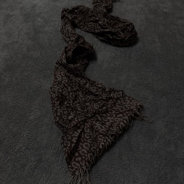 Vintage punk grunge mood leopard scarf