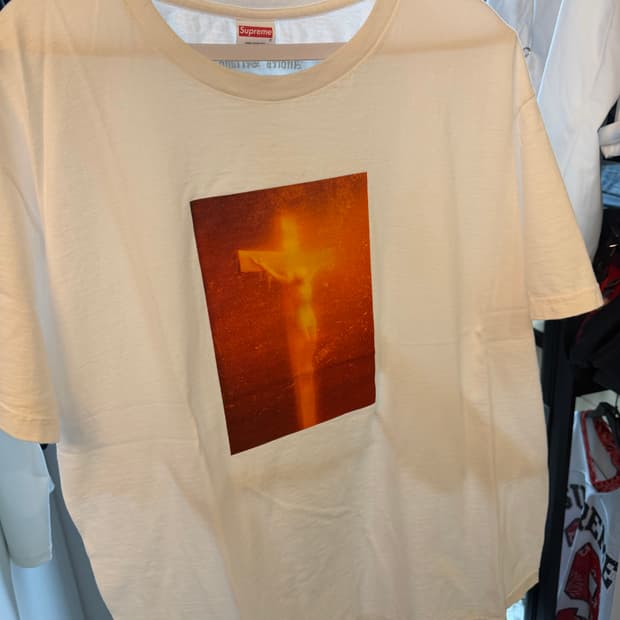 슈프림 피스 크라이스트 반팔 xl